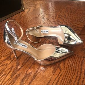 Steve Madden Lindsey Silver Metallic size 9